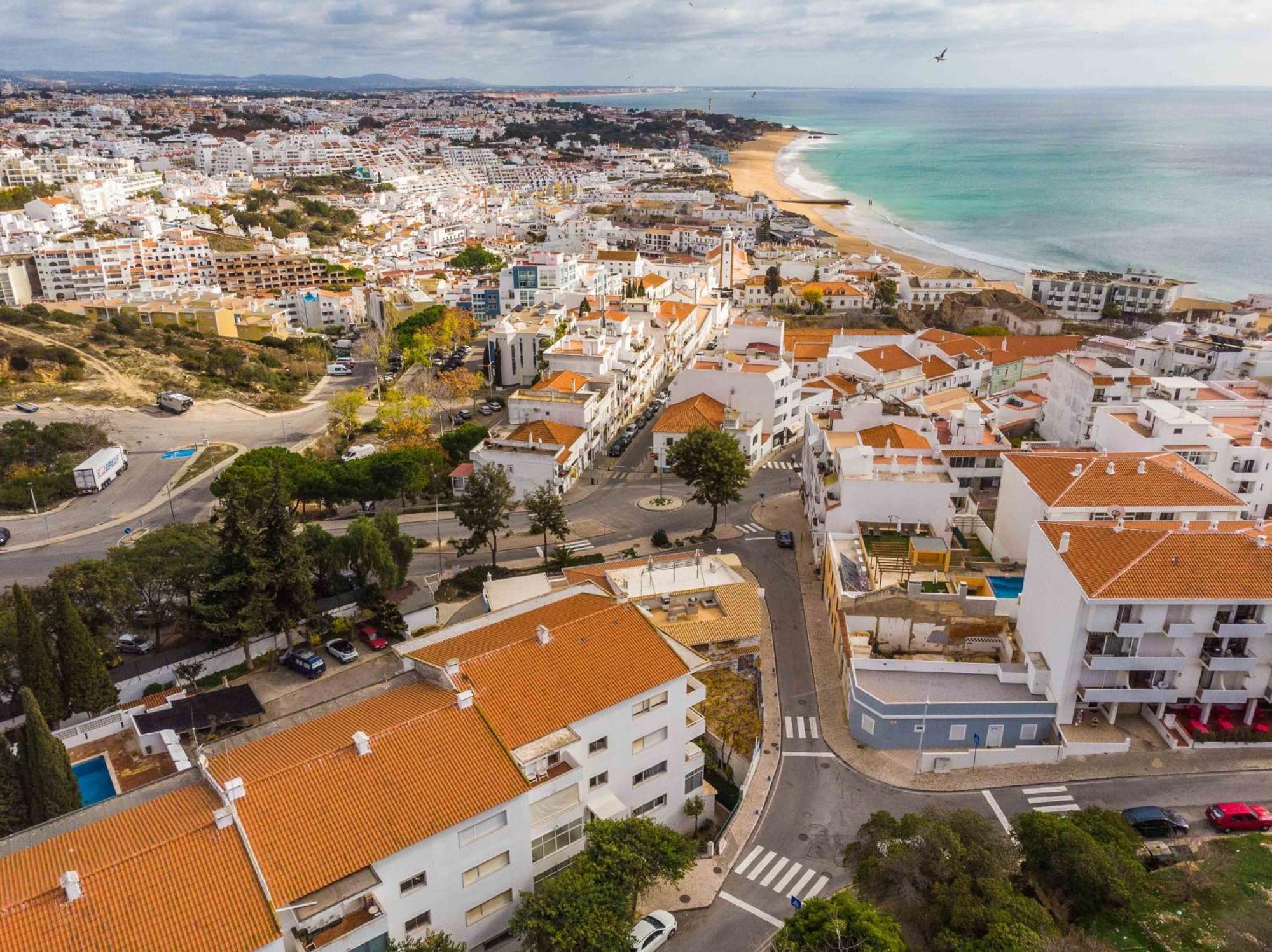 Casa Santa Maria - Sea View - 500M From The Beach - Wifi アルブフェイラ エクステリア 写真